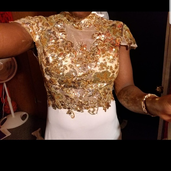 Prom dress - Picture 3 of 3